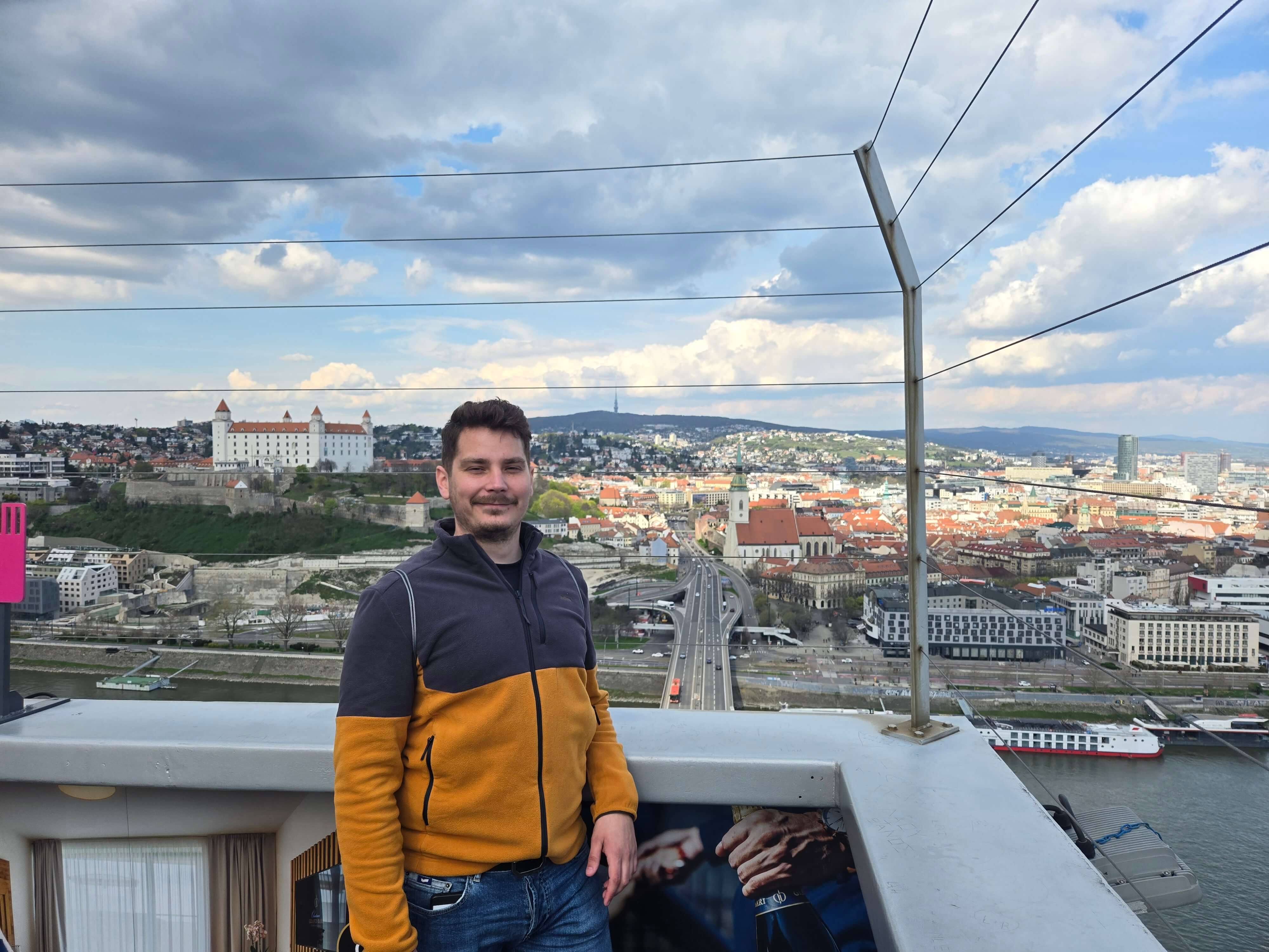 Pozsony 2025. április 6-7. háttérkép